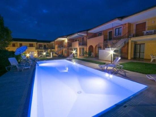 Vida Loca Apartments La Meridiana Peschiera del Garda Kültér fotó